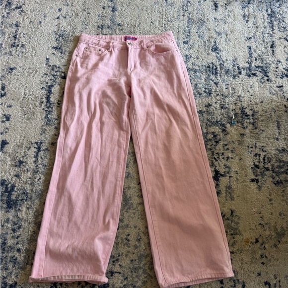Edikted Roman Low Rise Slouchy Pink Jeans - Picture 4 of 4